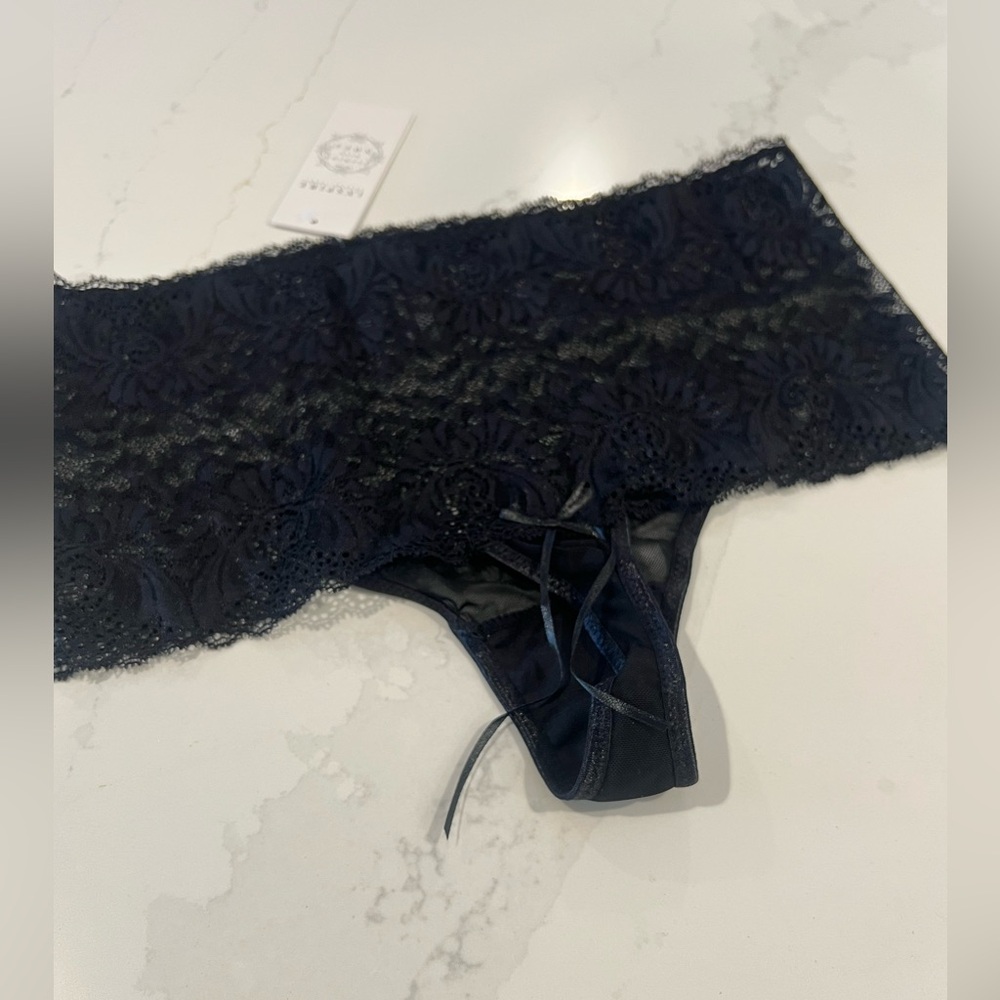 Inspire Black Highwaist Thong Lace Size XL
